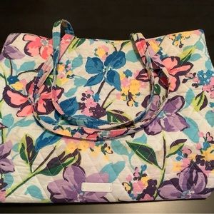 Vera Bradley Tote - Marian Floral- Shipping Included